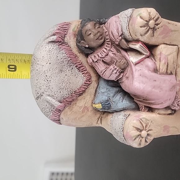 Statues - Picture 6 of 7